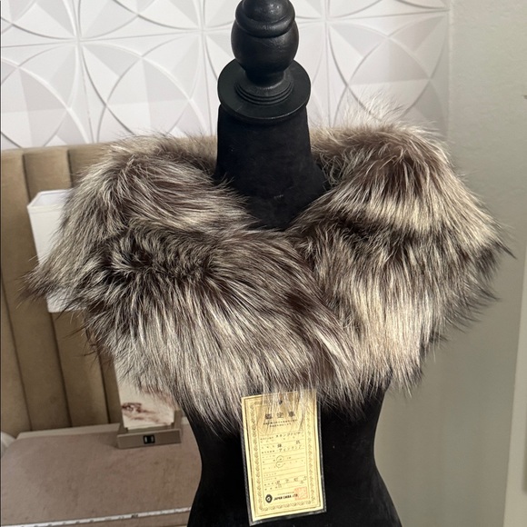 Accessories - Genuine Fox fur wrap scarf EMBA